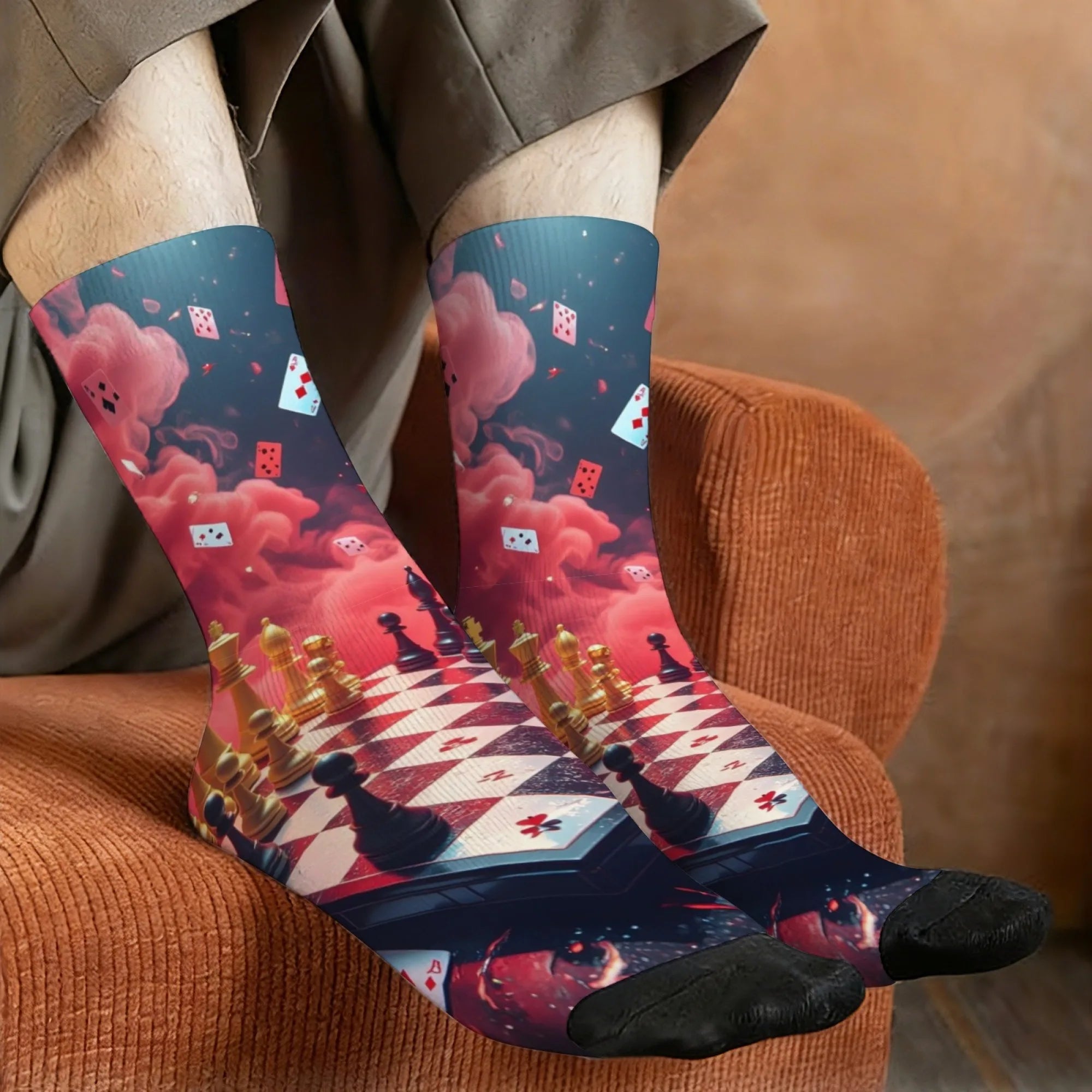 Novelty chessboard and playing card print men's socks, comfortable, breathable, non-slip, casual socks, perfect as a party gift.