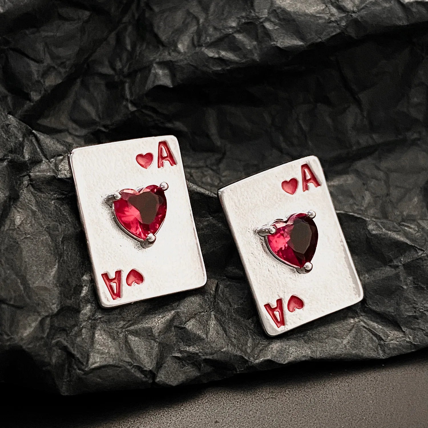 Creative Love Zircon Poker Stud Earrings For Woman Trendy Enamel Geometry Earrings Charm Office Party Accessories Jewelry Gifts