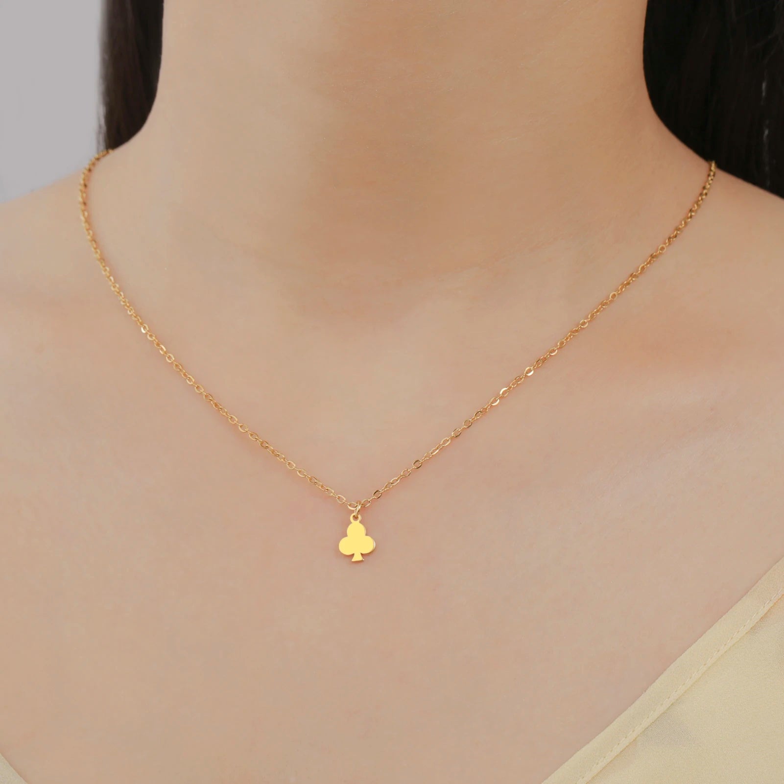 Unift Lucky Gambler Necklace for Poker Players Digger Stainless Steel Spade Ace Pendant Women Choker Neck Chain Trendy Jewelry