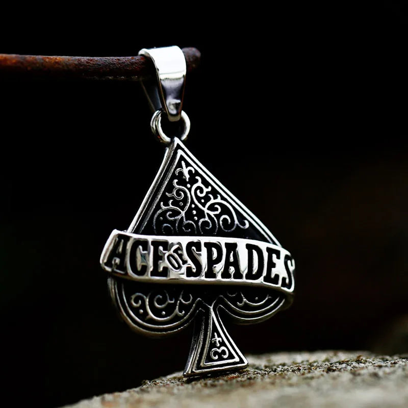 Beier 2022 New Design Poker  Ace of Spades Pendant Necklace For Men Women Heart Shape Jewelry For Gift Wholesale
