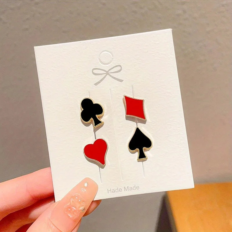 Trendy hot-selling playing card brooch, spade, heart, plum blossom square, modern new creative collar cufflink, small collar pin
