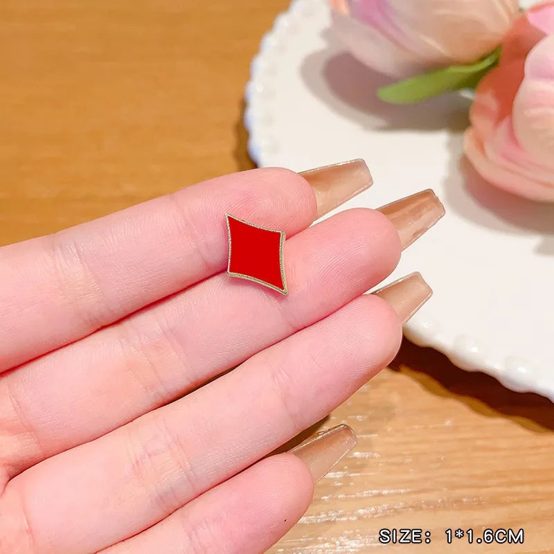Trendy hot-selling playing card brooch, spade, heart, plum blossom square, modern new creative collar cufflink, small collar pin