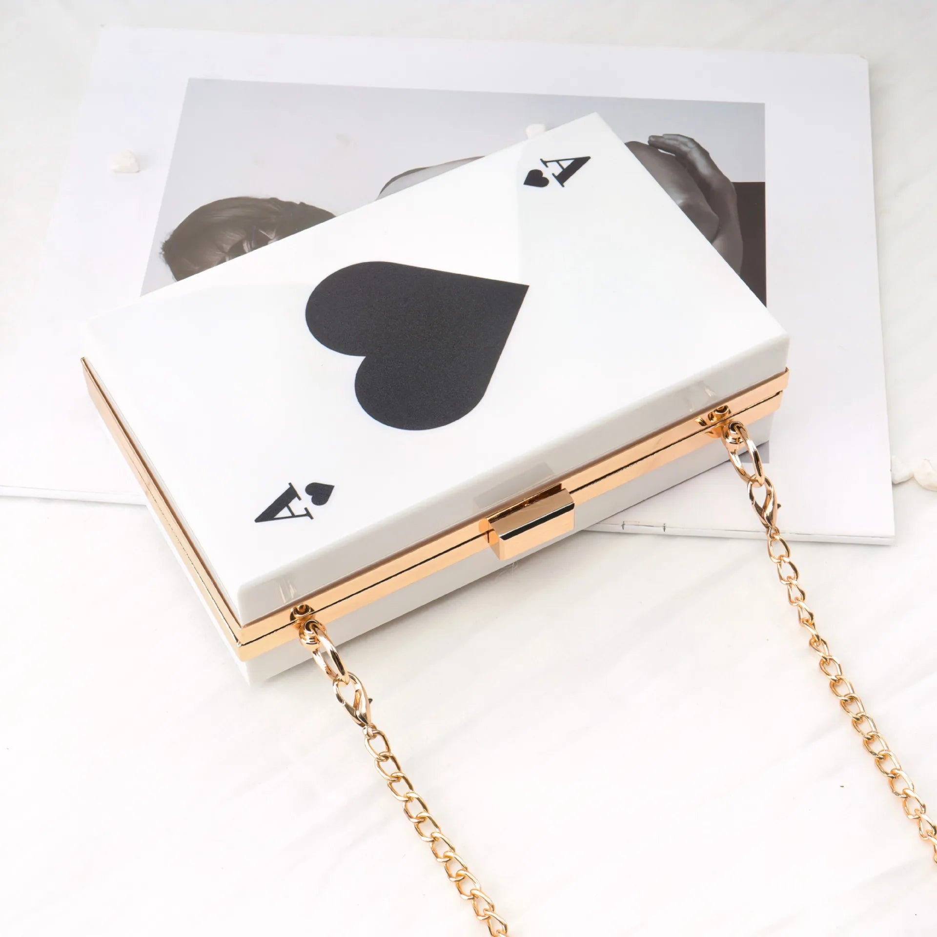 2025 Spring New Acryilc Clutch Purse Bag Spade A Purse Bag White Evening Clutches Chain Messenger Bags Women Shoulder Bags