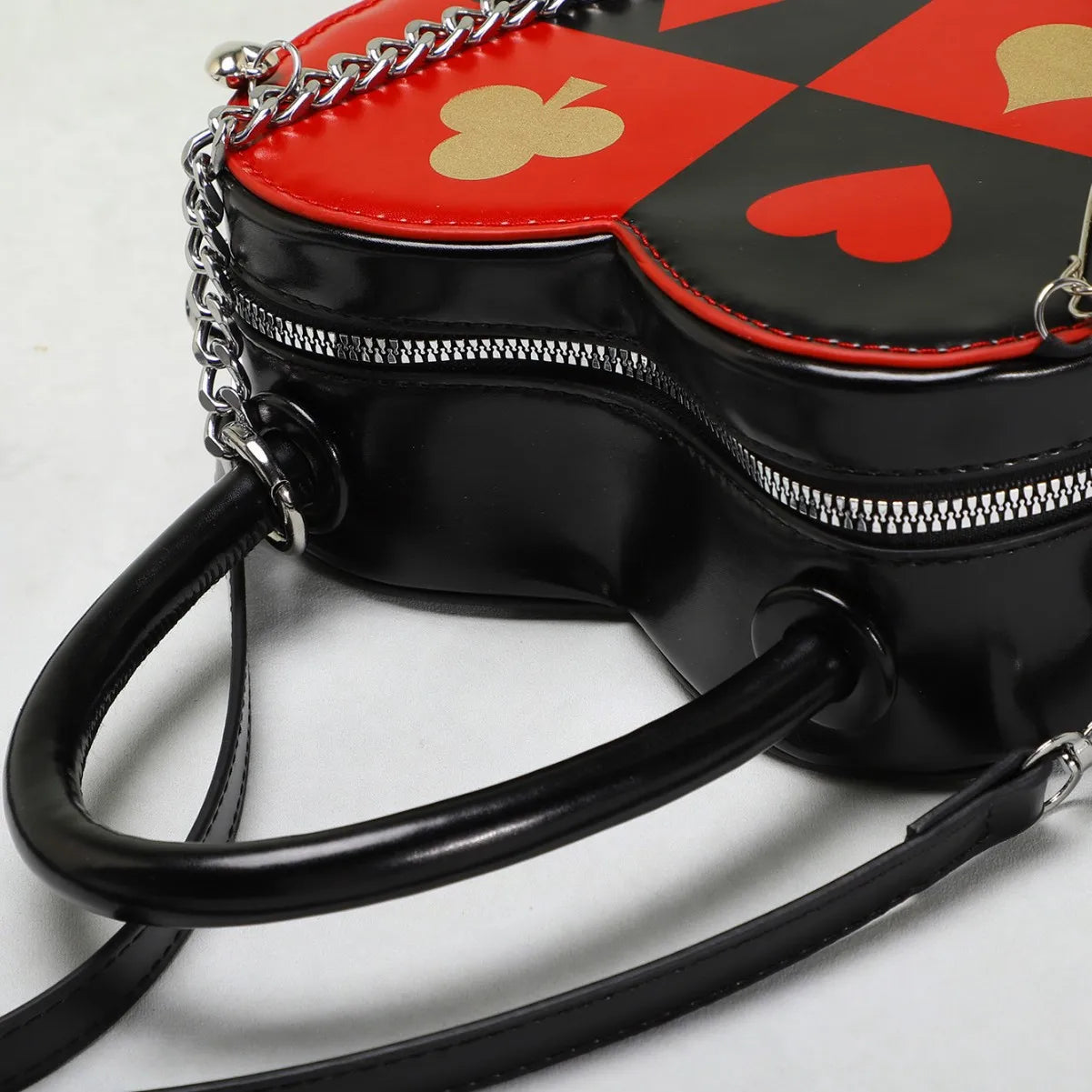 Femme Shoudler Sac Femme's Creative Poker Impressioned Chain Heart Shaped Sac Love Handheld Bandoulière Sacs Drop Shipping